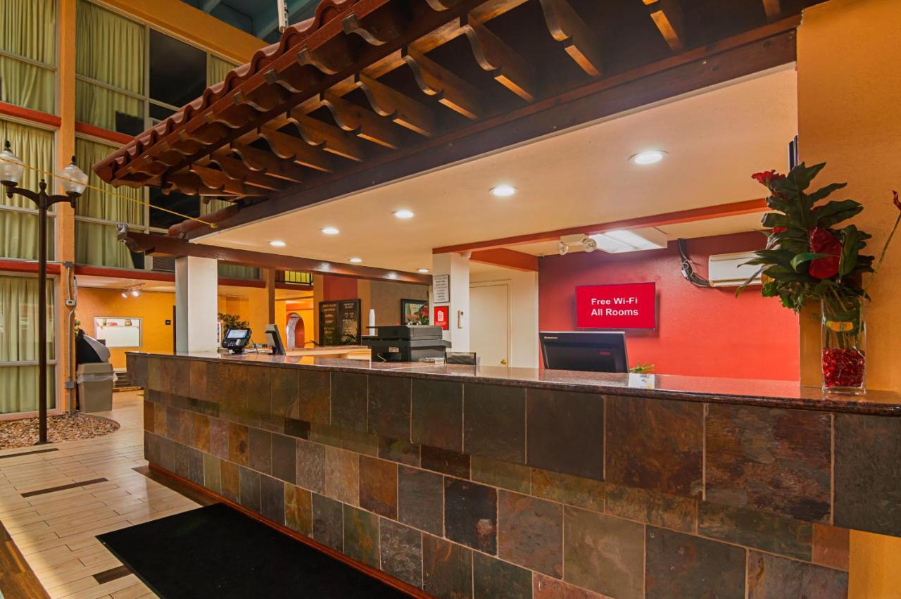 Red Roof Inn Lubbock Extérieur photo
