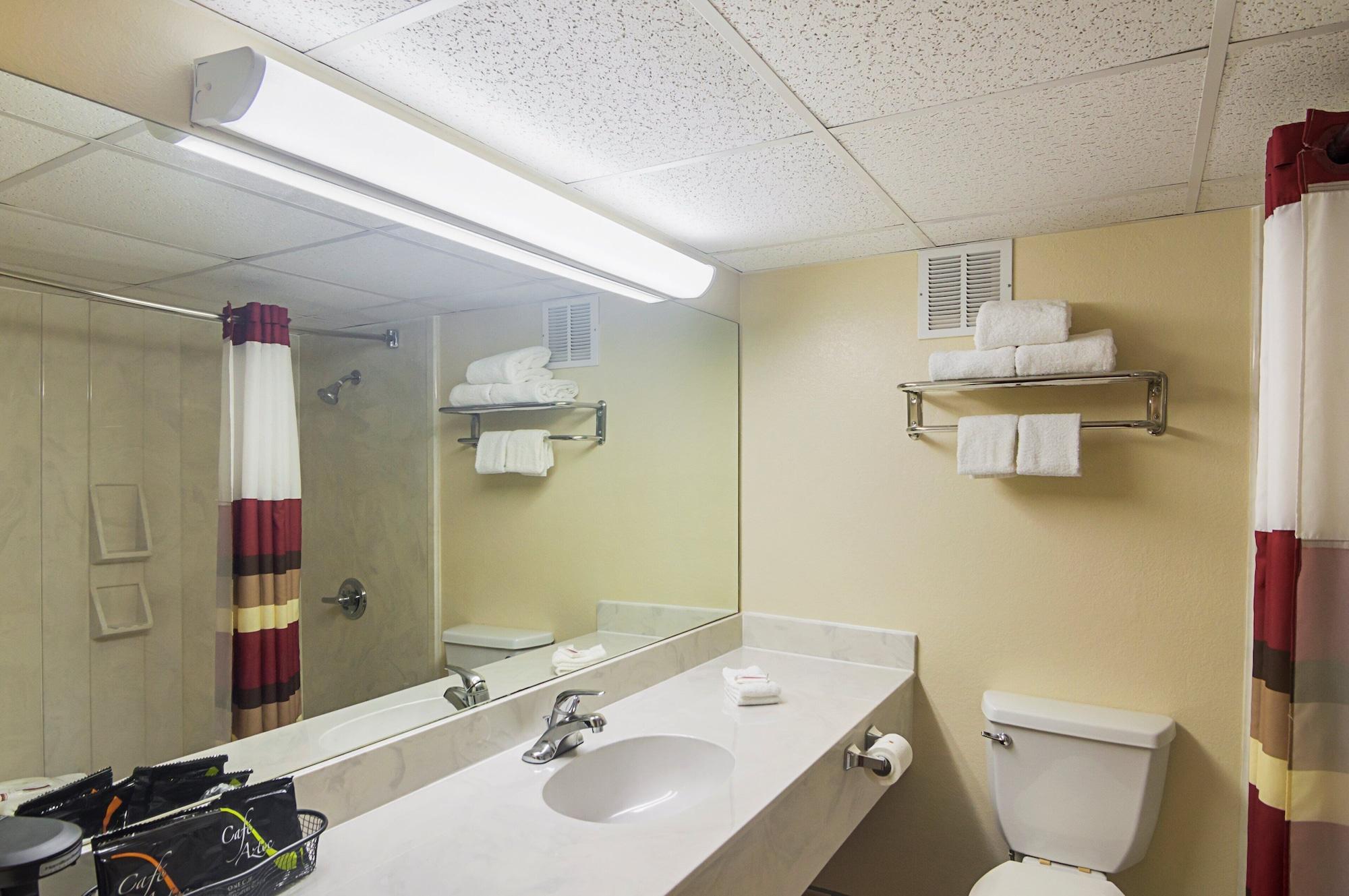 Red Roof Inn Lubbock Extérieur photo