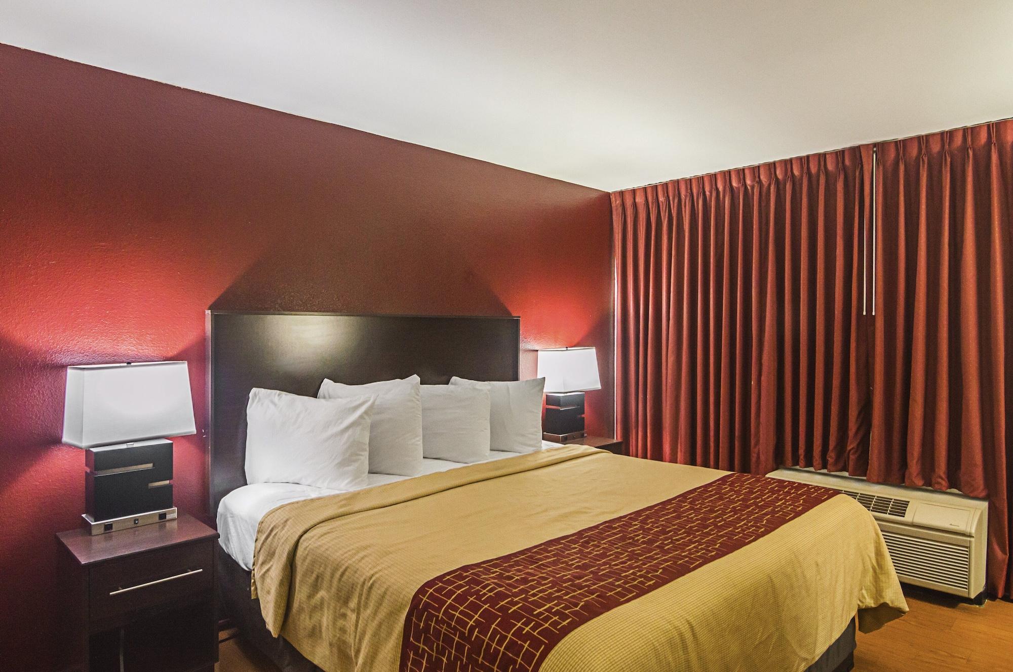 Red Roof Inn Lubbock Extérieur photo